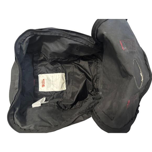 Fjällräven Kånken Classic Backpack Black with Red Handles & Straps – 14” x 10” - Picture 6 of 6